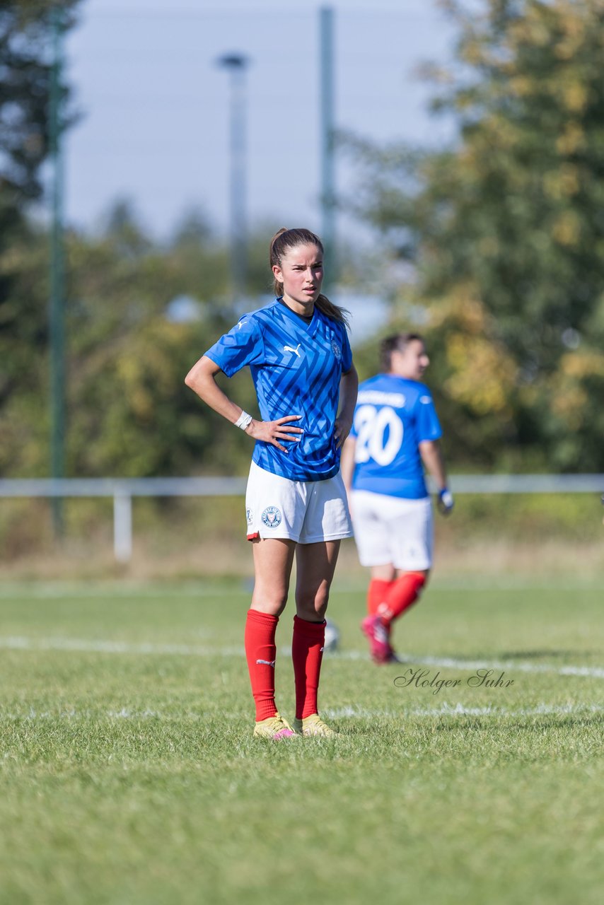 Bild 214 - F Holstein Kiel 2 - SSG Rot-Schwarz Kiel 2 : Ergebnis: 5:0